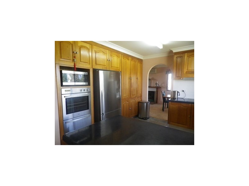 73 ORALLO ROAD, Roma QLD 4455