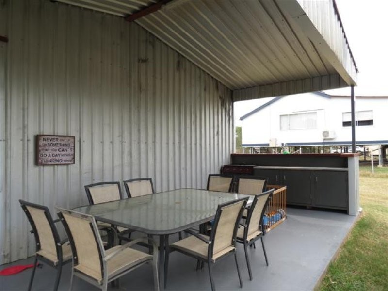 21-23 Station Street, Roma QLD 4455