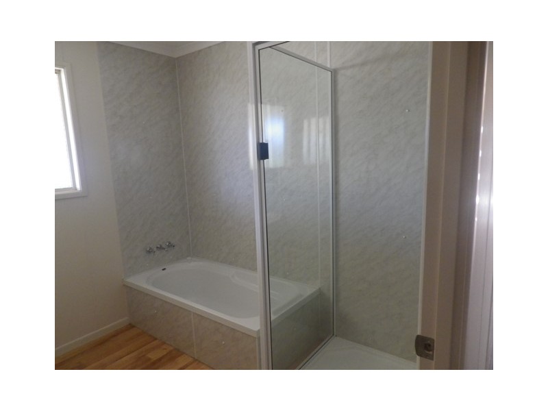 34 South Street, Roma QLD 4455