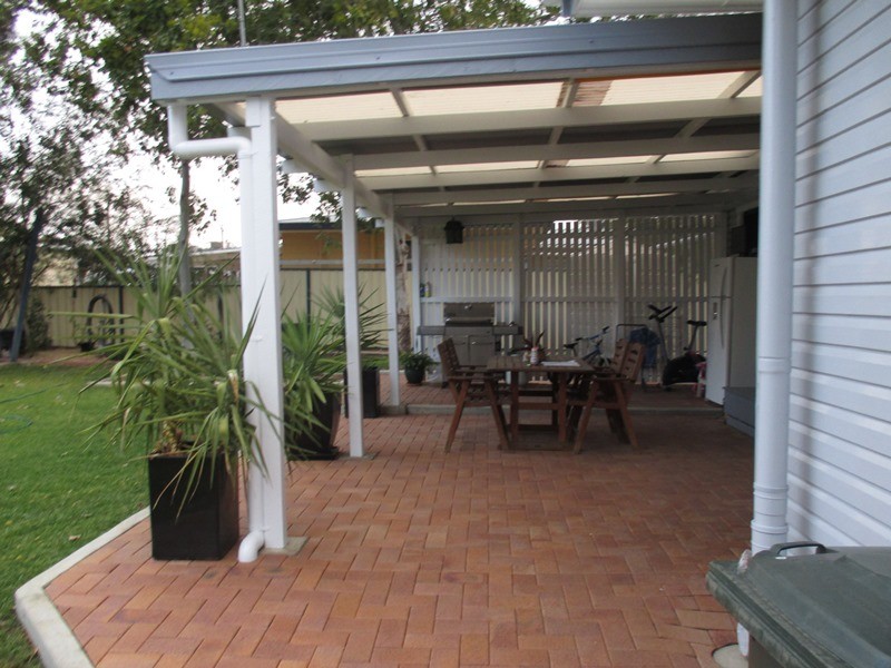 100 Miscamble Street, Roma QLD 4455