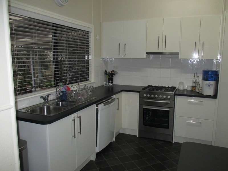 100 Miscamble Street, Roma QLD 4455