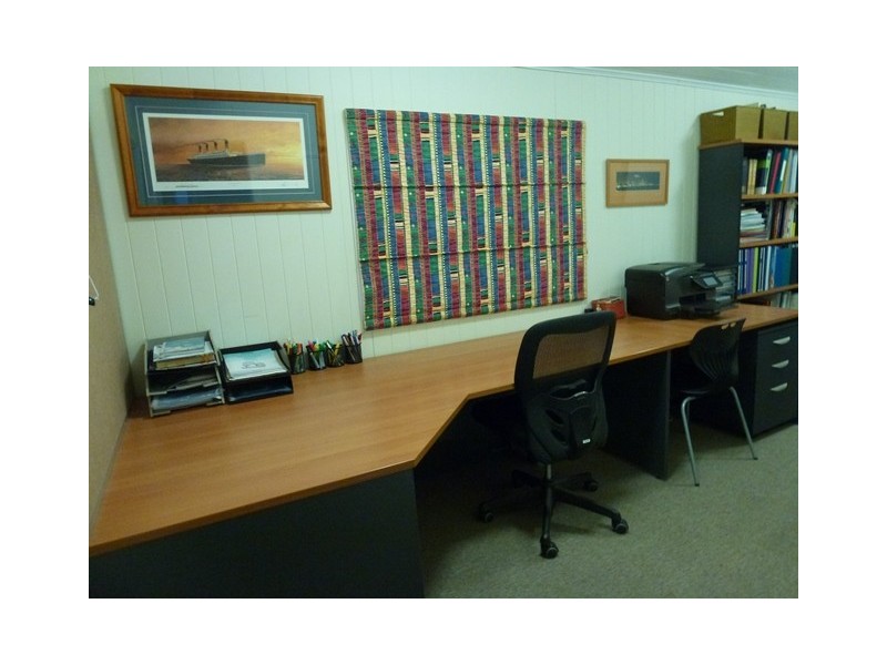 39 Bowen Street, Roma QLD 4455