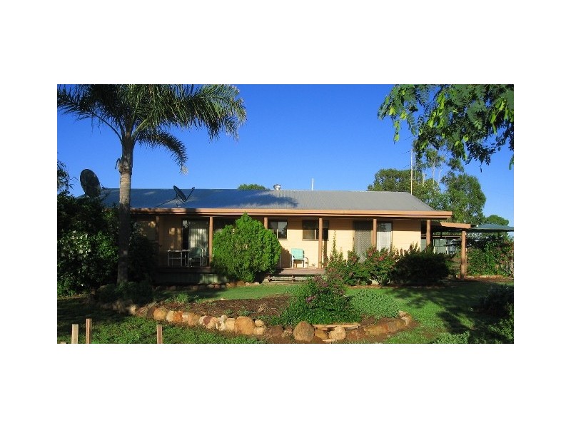 421 Oberina Road, Roma QLD 4455