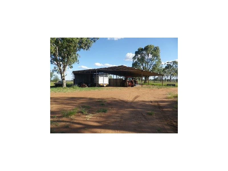 421 Oberina Road, Roma QLD 4455