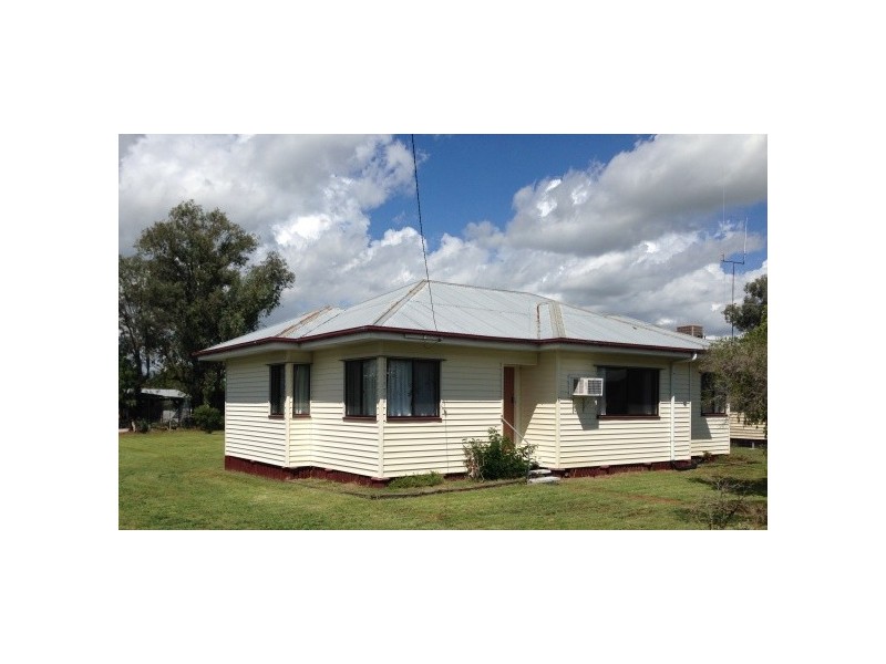 8 CRAWFORD STREET, Roma QLD 4455