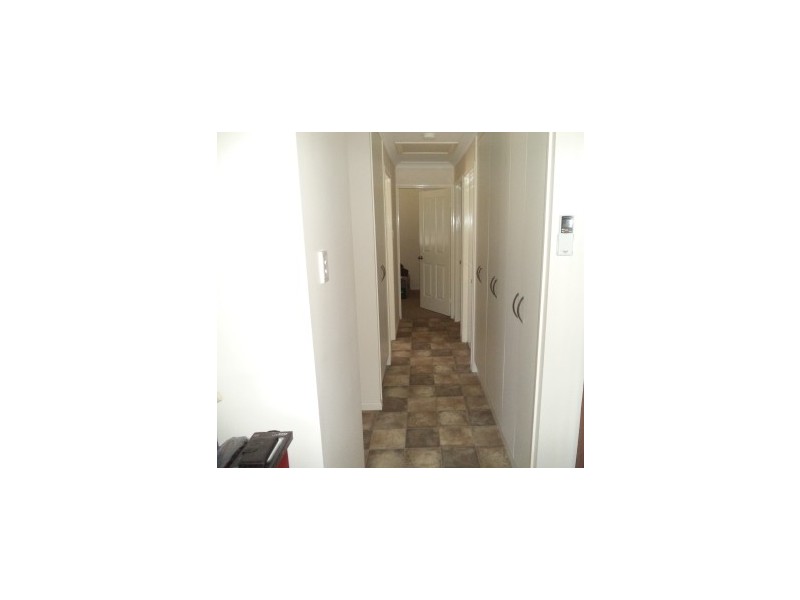 18 SCOTT STREET, Yuleba QLD 4427