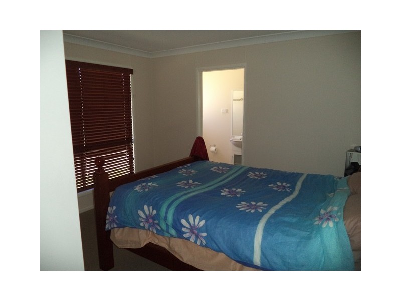 18 SCOTT STREET, Yuleba QLD 4427