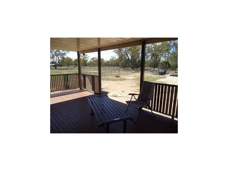 18 SCOTT STREET, Yuleba QLD 4427