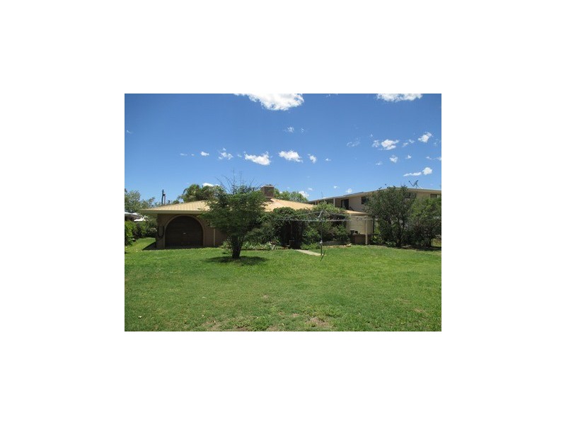 21 ALLEN STREET, Roma QLD 4455