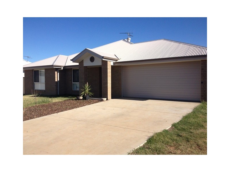 19 BASSETT COURT, Roma QLD 4455