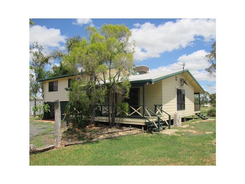 134 Roslyn Drive, Roma QLD 4455
