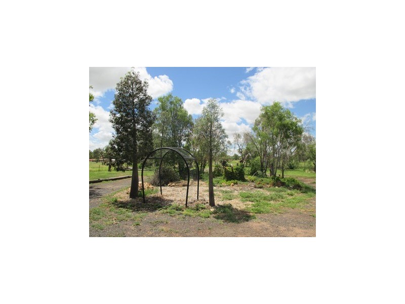 134 Roslyn Drive, Roma QLD 4455