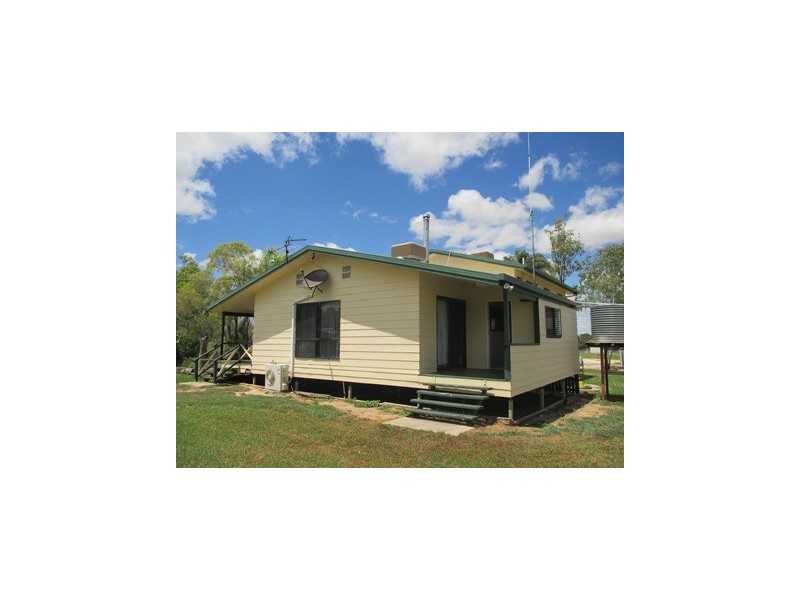 134 Roslyn Drive, Roma QLD 4455