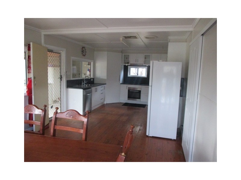 39 College Street, Wallumbilla QLD 4428
