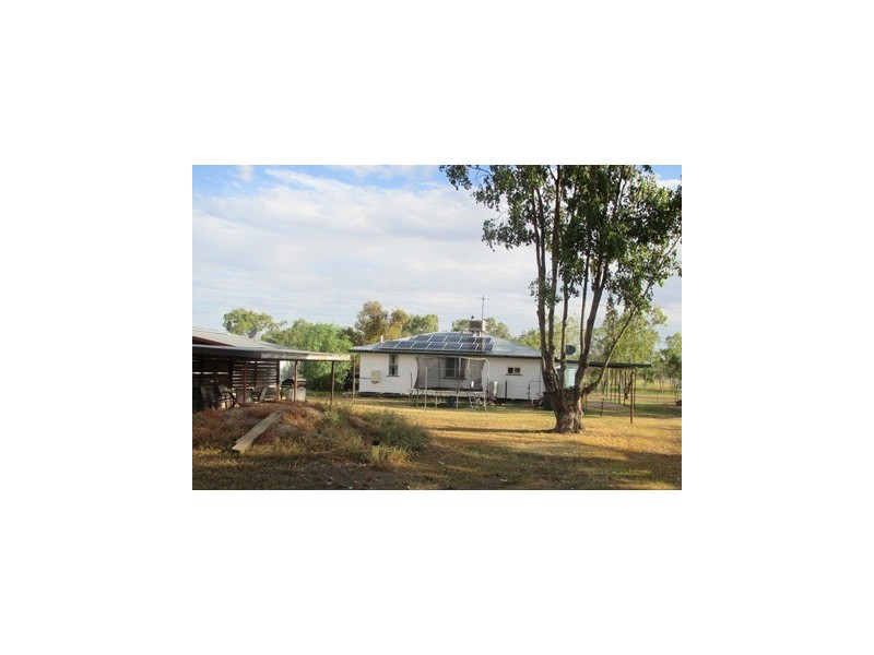39 College Street, Wallumbilla QLD 4428