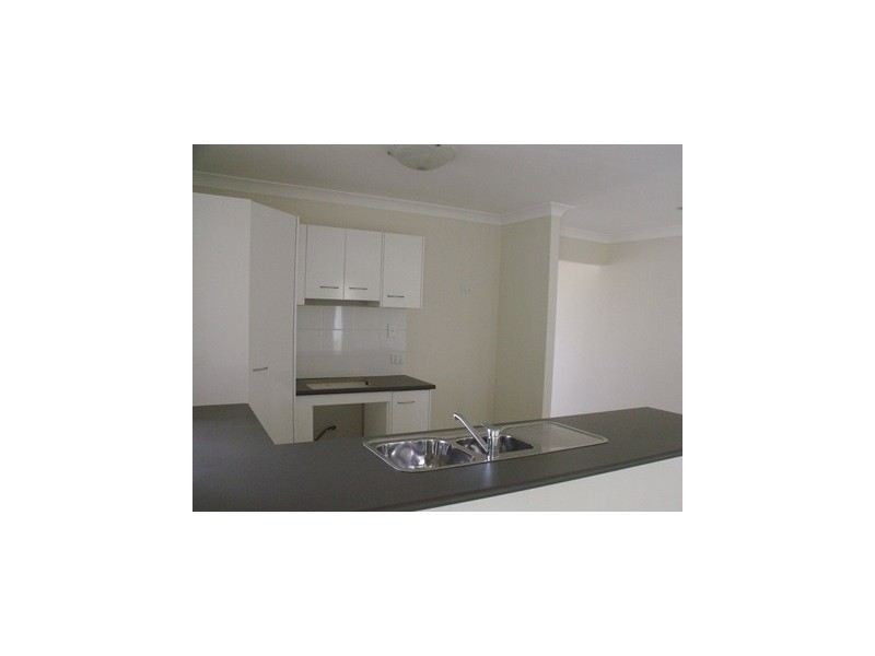 5 Courtney Street, Roma QLD 4455