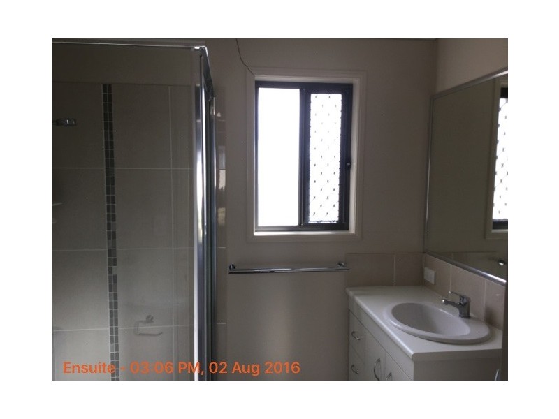 33 Howard Street, Roma QLD 4455