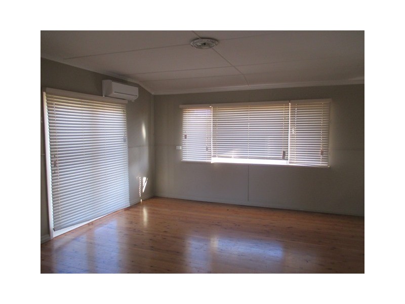 51 Elmer Street, Roma QLD 4455