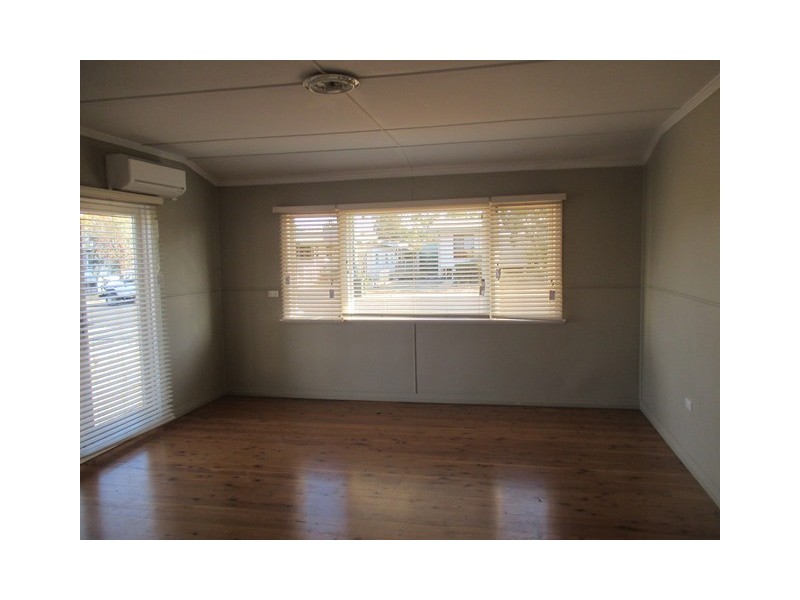 51 Elmer Street, Roma QLD 4455