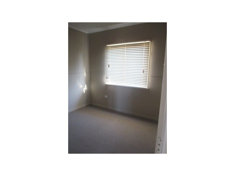 51 Elmer Street, Roma QLD 4455