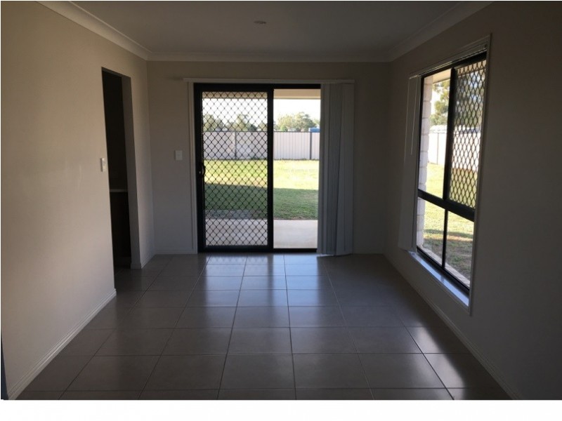 21 Everingham Avenue, Roma QLD 4455