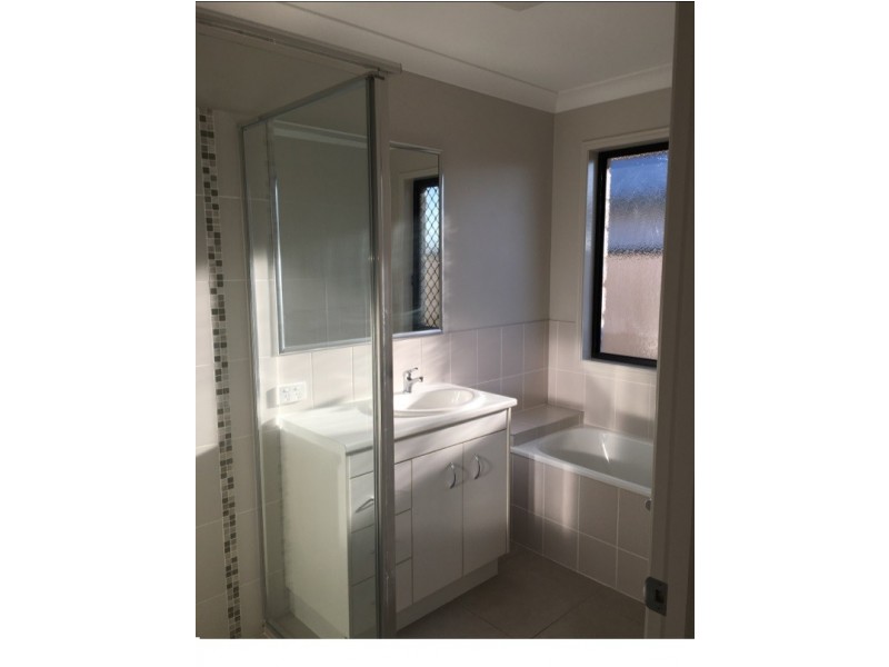 21 Everingham Avenue, Roma QLD 4455