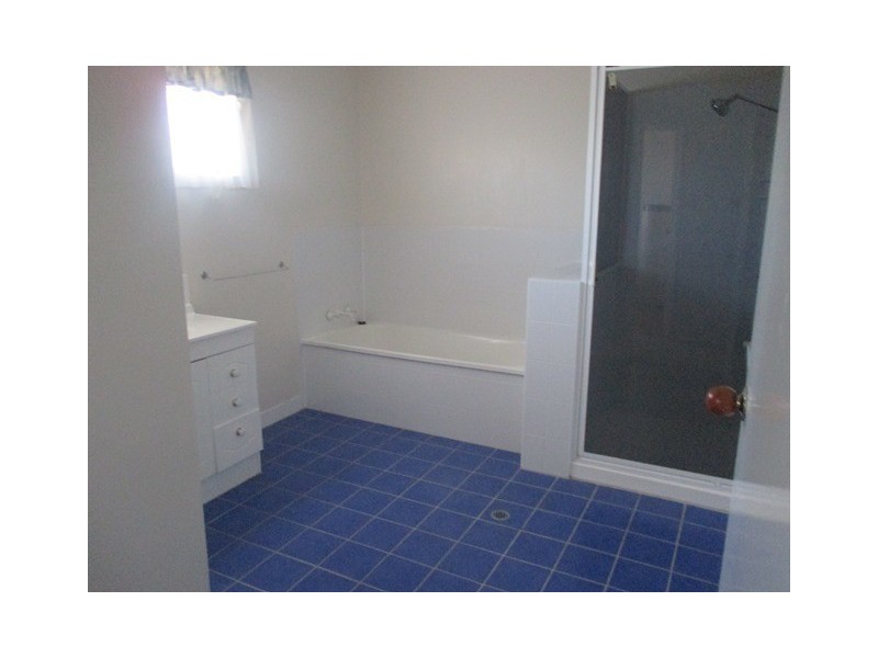 30 SPENCER STREET, Roma QLD 4455