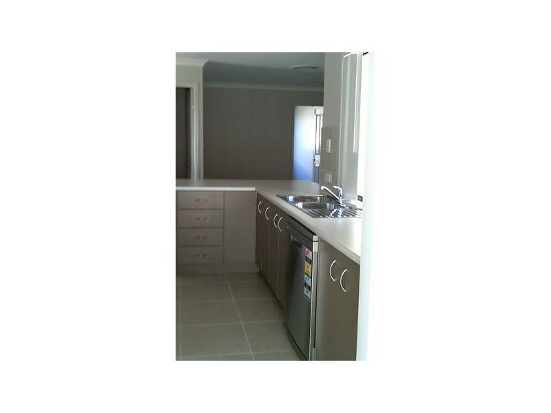 108 TAYLOR STREET, Roma QLD 4455