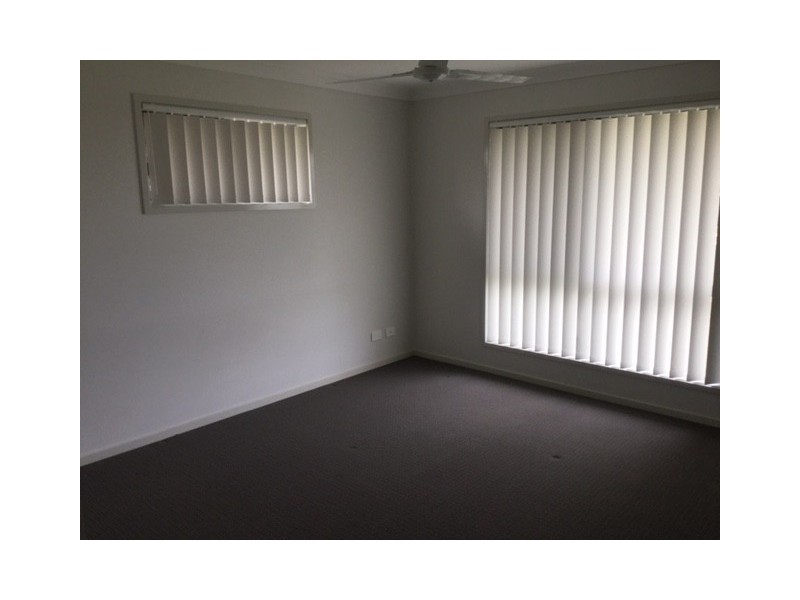 77 TAYLOR STREET, Roma QLD 4455