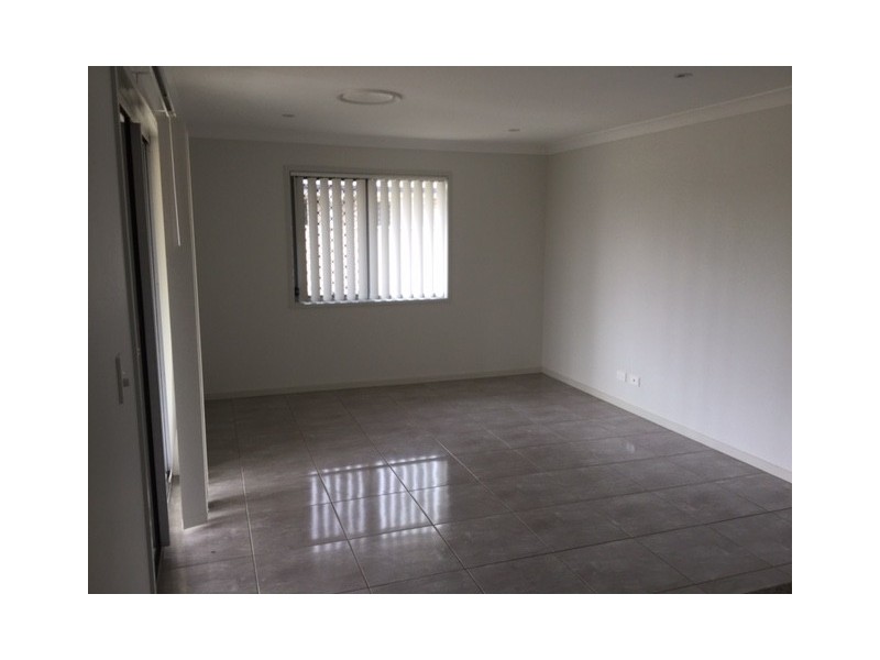 77 TAYLOR STREET, Roma QLD 4455