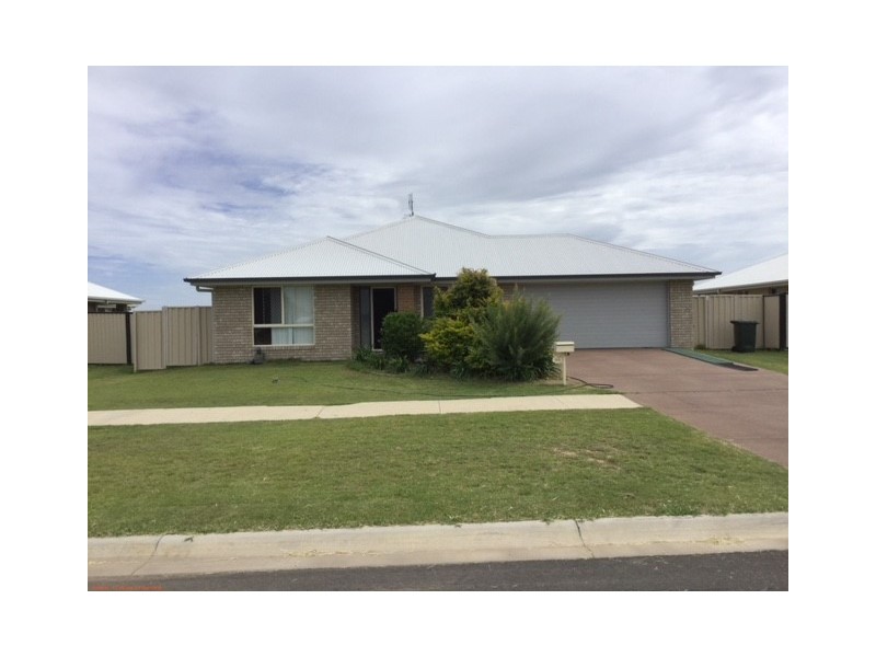 100 TAYLOR STREET, Roma QLD 4455