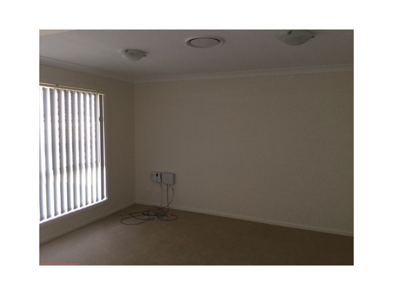 100 TAYLOR STREET, Roma QLD 4455