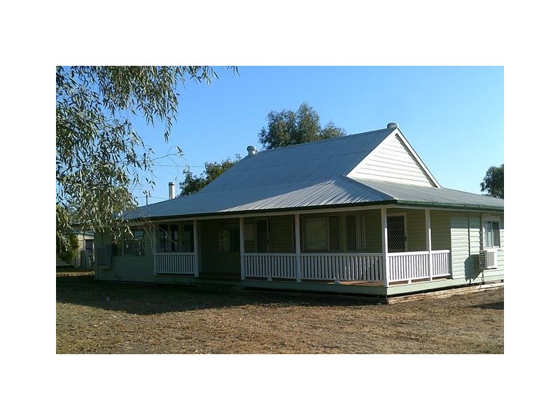 116 NORTHERN ROAD, Roma QLD 4455