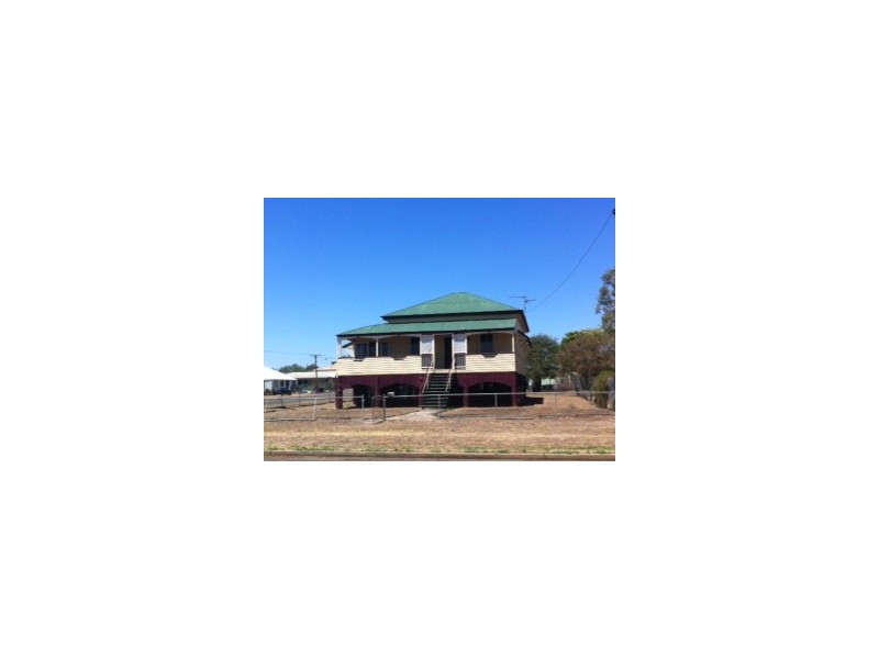 72 Chrystal Street, Roma QLD 4455