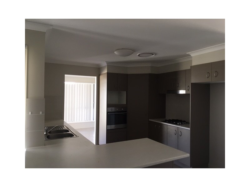 41 Howard Street, Roma QLD 4455