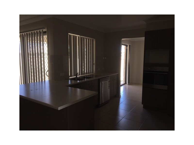 41 Howard Street, Roma QLD 4455