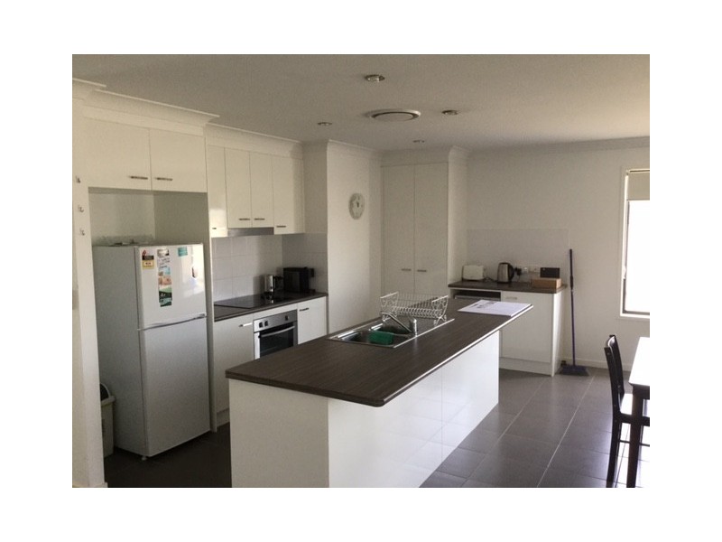 42 HOWARD STREET, Roma QLD 4455