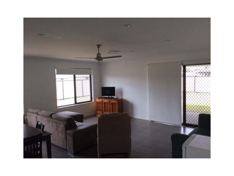 42 HOWARD STREET, Roma QLD 4455