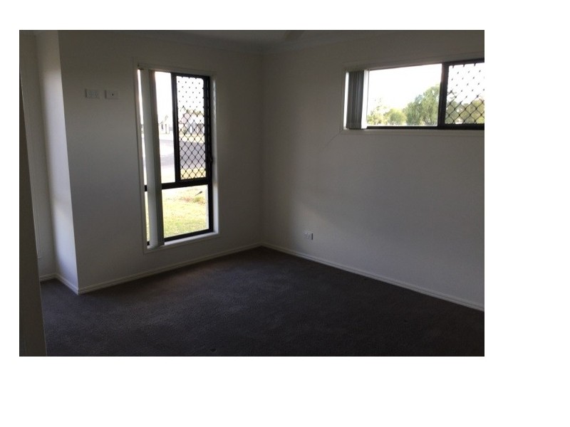 94 Taylor Street, Roma QLD 4455
