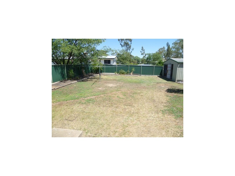 3 WILLIAM STREET, Roma QLD 4455