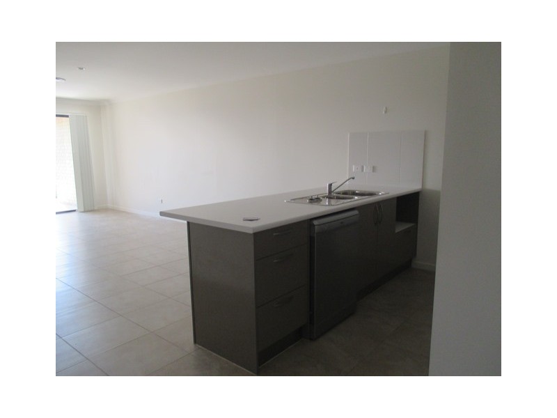 1/14 Wheeler Drive, Roma QLD 4455