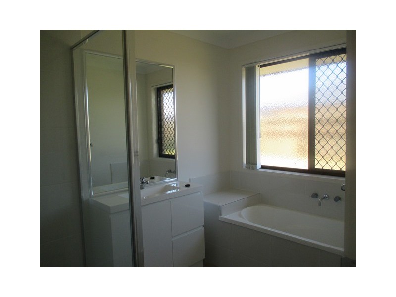 1/14 Wheeler Drive, Roma QLD 4455