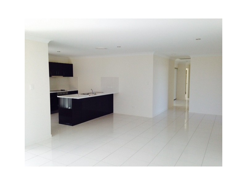 4 DAWSON COURT, Roma QLD 4455