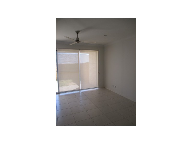 10 Dobel Way, Roma QLD 4455