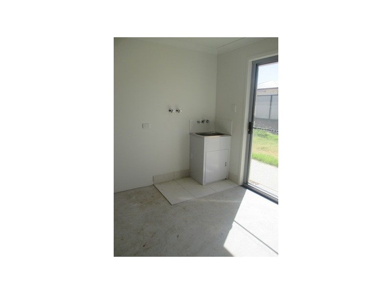 10 Dobel Way, Roma QLD 4455