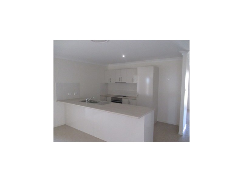 17 Wheeler Drive, Roma QLD 4455