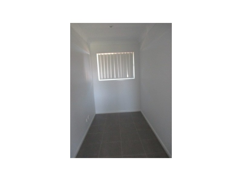 79 Currey Street, Roma QLD 4455