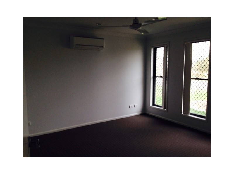23 Lomandra Av, Roma QLD 4455