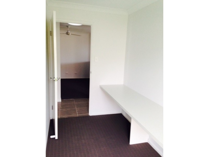 23 Lomandra Av, Roma QLD 4455