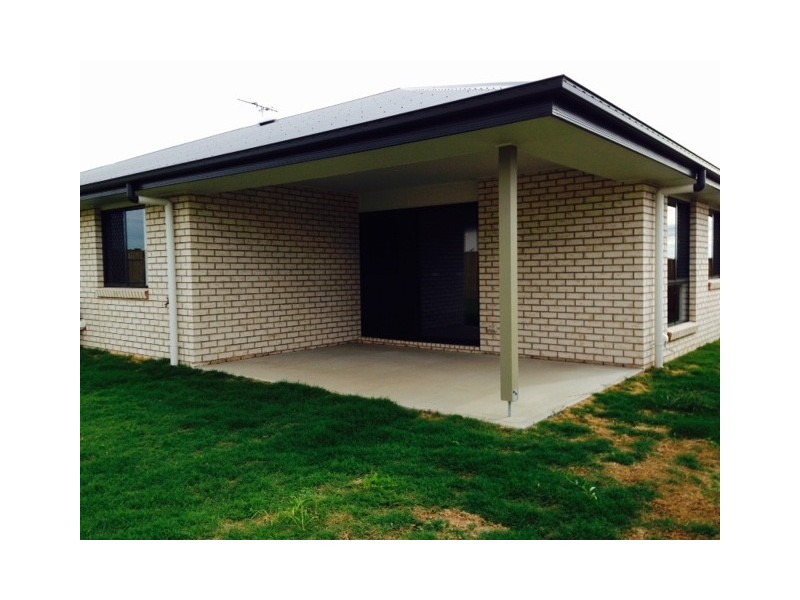 23 Lomandra Av, Roma QLD 4455